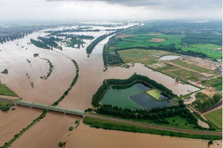 Tips voor varen op de grote rivieren met stroming en hoog water