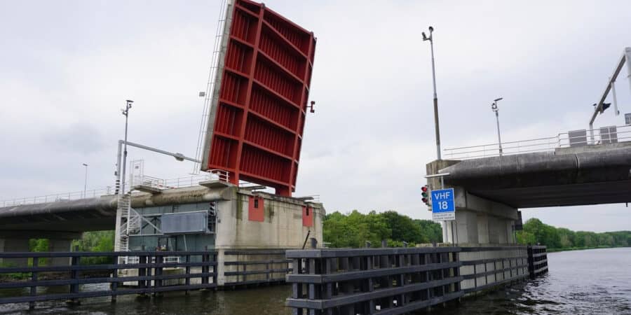 Dit bericht is geplaatst door de nieuwsdienst van Nauticlink. Heb je vragen of opmerkingen over dit bericht, neem contact met ons op via nieuwsdienst@nauticlink.com of plaats hieronder een reactie. Je kunt ook zelf persberichten en nieuws tips doorgeven aan onze redactie. Meer informatie hierover vind je op onze nieuwsdienstpagina.