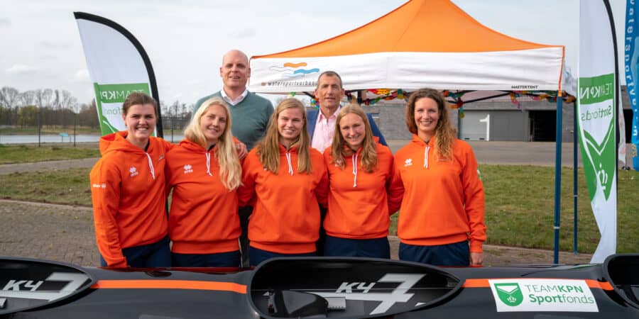 TEAMKPN Sportfonds omarmt team Dames K4 Kanosprint