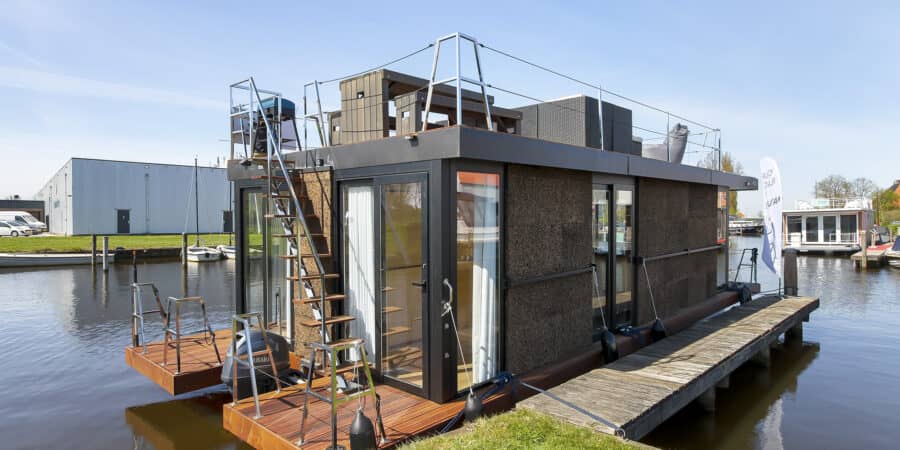 Waterlily Houseboats nieuw bij Goliath