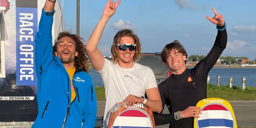 EERSTE STOP KITEFOIL CUP HOLLAND SUCCES, WINST VOOR SVEN V.D. KAMP