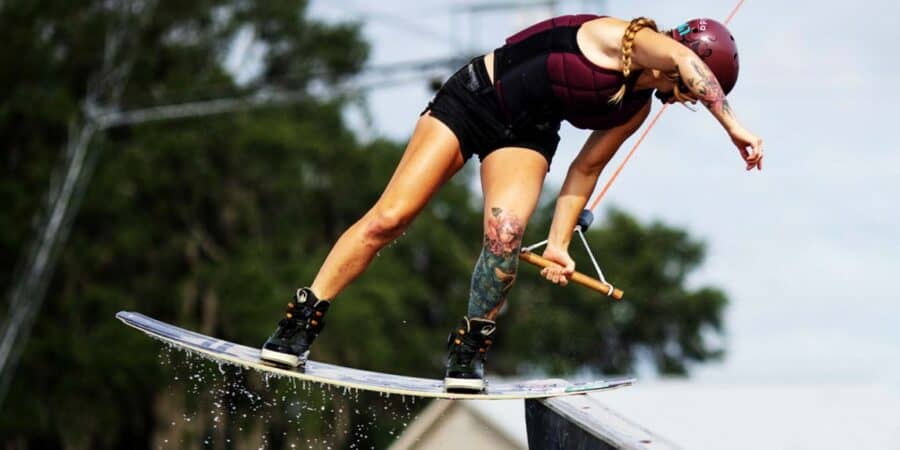 Urban watersporten op de grachten van Amsterdam tijdens de Dutch Water Week