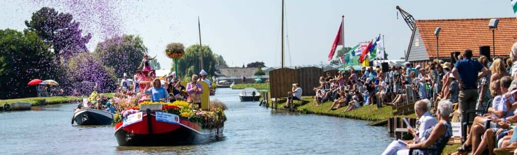 Varend Corso Westland van start met jurering: 'Alles uit kast getrokken om boten te versieren'