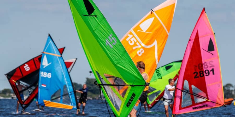 Sneekweek 2022 Een Succesvolle Dag Zeilen Op De Tweede Baan
