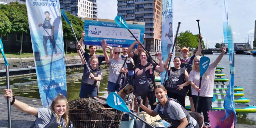 Clean up on Tour haalt 1663 kg afval uit water in Nederland