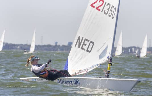 Maxime Jonker met succesvolle eindsprint naar zesde plaats WK ILCA6