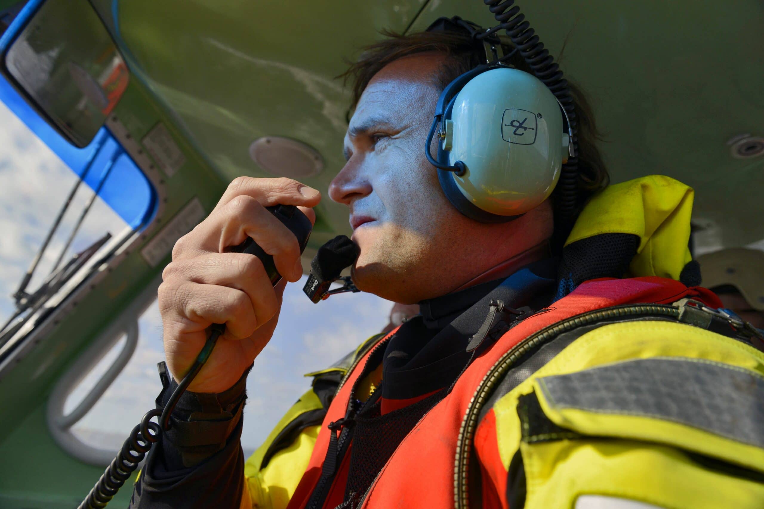 Op het water is de marifoon een belangrijk veiligheidsmiddel