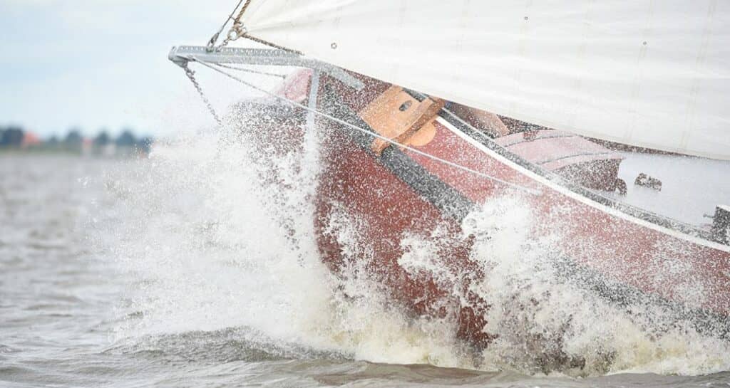 Te veel wind voor SKS-skûtsjesilen.