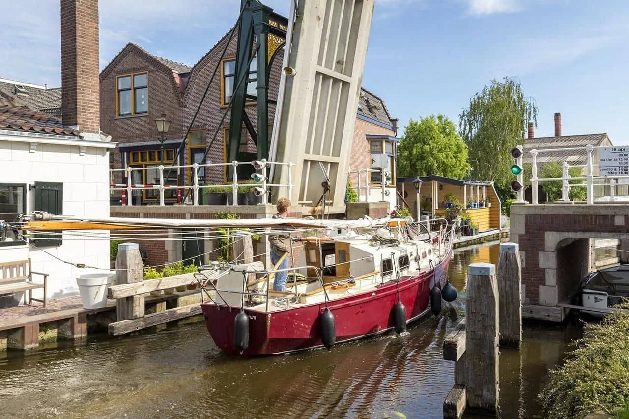 De-kleine-historische-Doesbrug